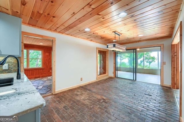 275 Ridgeview Drive, Jasper, GA 30143