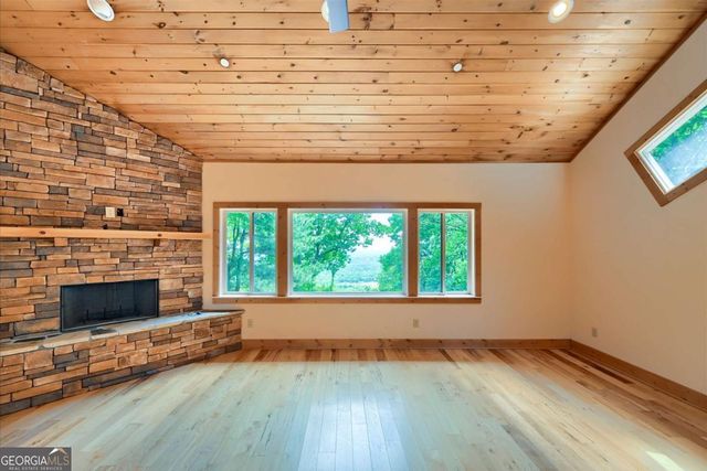 275 Ridgeview Drive, Jasper, GA 30143
