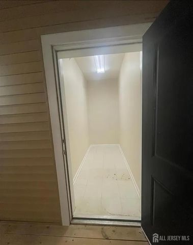 626 Strassle Way, South Plainfield, NJ 07080