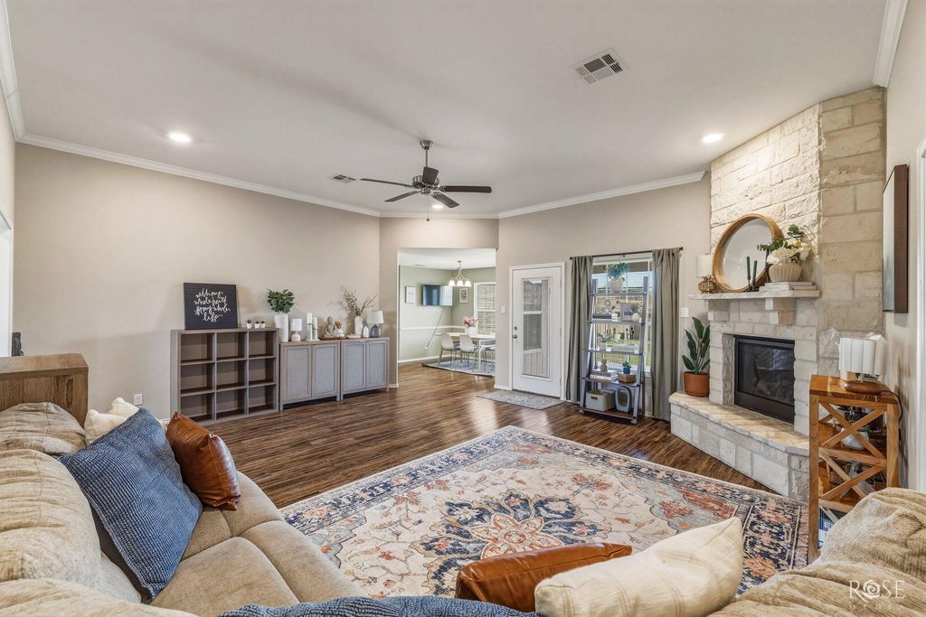 Image 12 of property listing at 5006 Scarlett Oak Lane, San Angelo, TX 76904