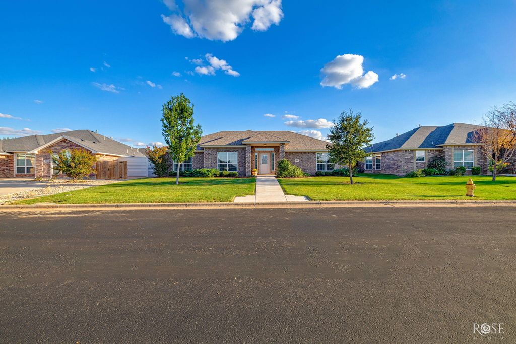 Image 2 of property listing at 5006 Scarlett Oak Lane, San Angelo, TX 76904