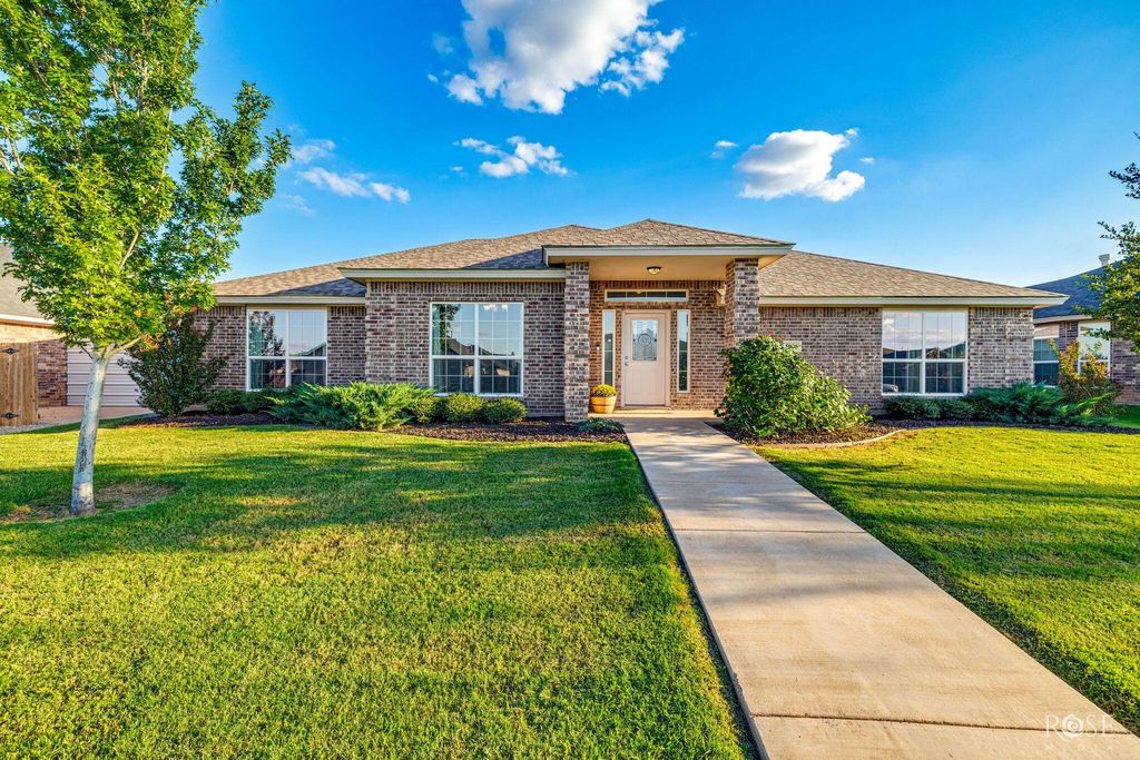 Image 5 of property listing at 5006 Scarlett Oak Lane, San Angelo, TX 76904