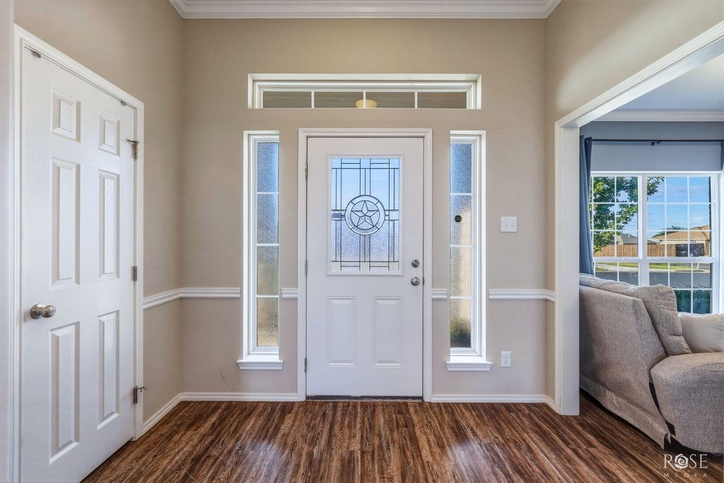 Image 8 of property listing at 5006 Scarlett Oak Lane, San Angelo, TX 76904