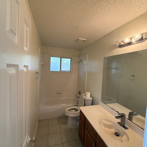 945 Mcgehee Avenue, Cedar Hill, TX 75104