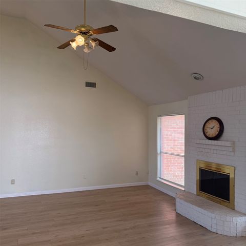 945 Mcgehee Avenue, Cedar Hill, TX 75104