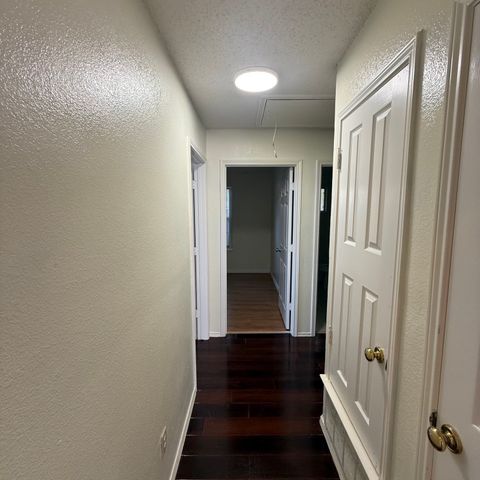 945 Mcgehee Avenue, Cedar Hill, TX 75104