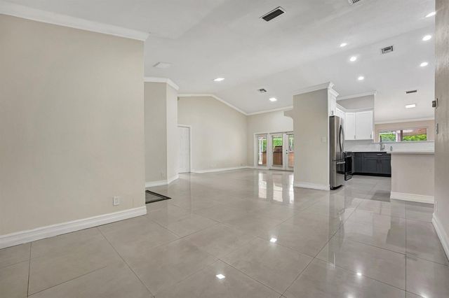 10080 NW 53rd Court, Coral Springs, FL 33076