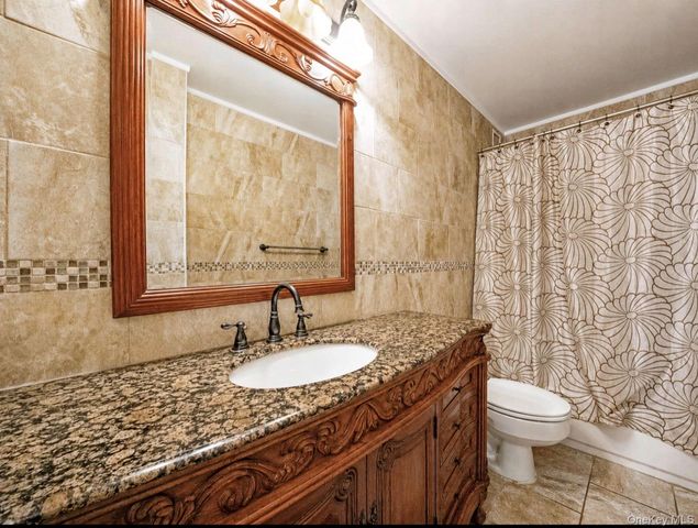 360 Shore Road 3M, Long Beach, NY 11561