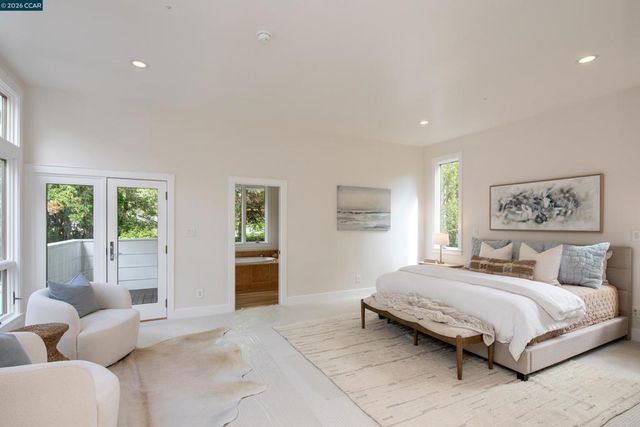 1248 Upper Happy Valley Rd, Lafayette, CA 94549