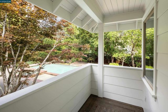 1248 Upper Happy Valley Rd, Lafayette, CA 94549