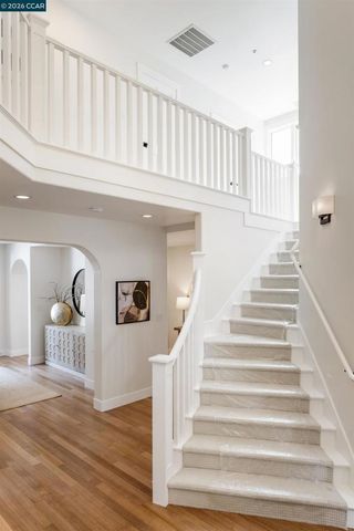 1248 Upper Happy Valley Rd, Lafayette, CA 94549