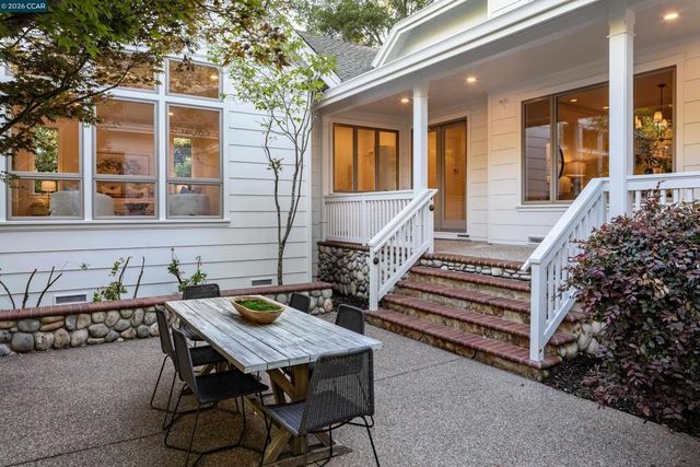 1248 Upper Happy Valley Rd, Lafayette, CA 94549