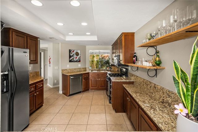 55 Vista Barranca 90, Rancho Santa Margarita, CA 92688