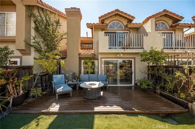 55 Vista Barranca 90, Rancho Santa Margarita, CA 92688