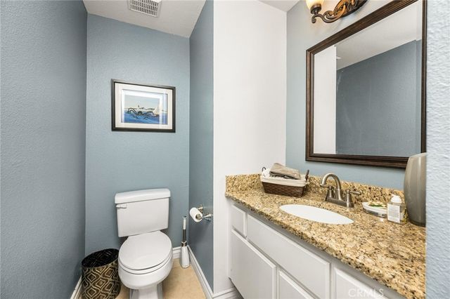 55 Vista Barranca 90, Rancho Santa Margarita, CA 92688