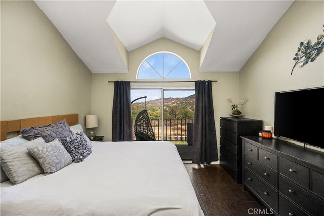 55 Vista Barranca 90, Rancho Santa Margarita, CA 92688