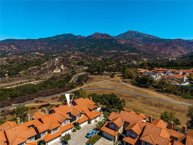 55 Vista Barranca 90, Rancho Santa Margarita, CA 92688