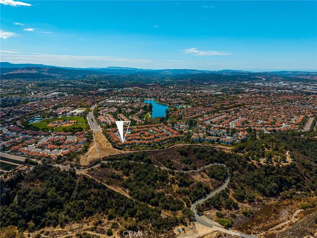 55 Vista Barranca 90, Rancho Santa Margarita, CA 92688
