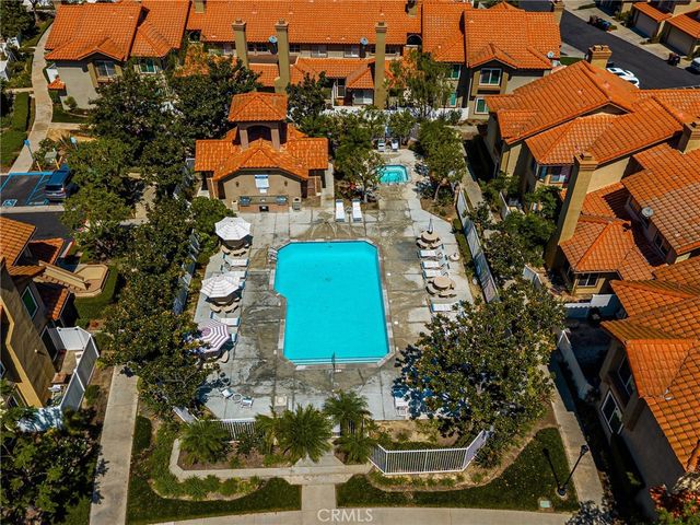 55 Vista Barranca 90, Rancho Santa Margarita, CA 92688