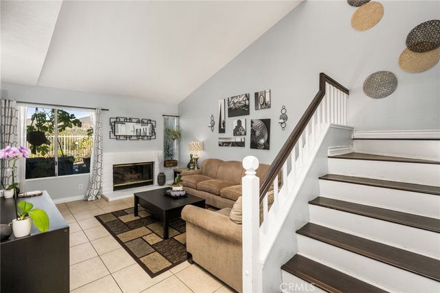 55 Vista Barranca 90, Rancho Santa Margarita, CA 92688