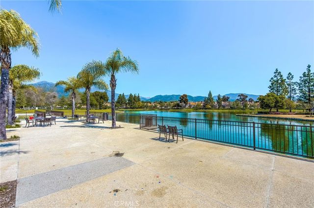 55 Vista Barranca 90, Rancho Santa Margarita, CA 92688