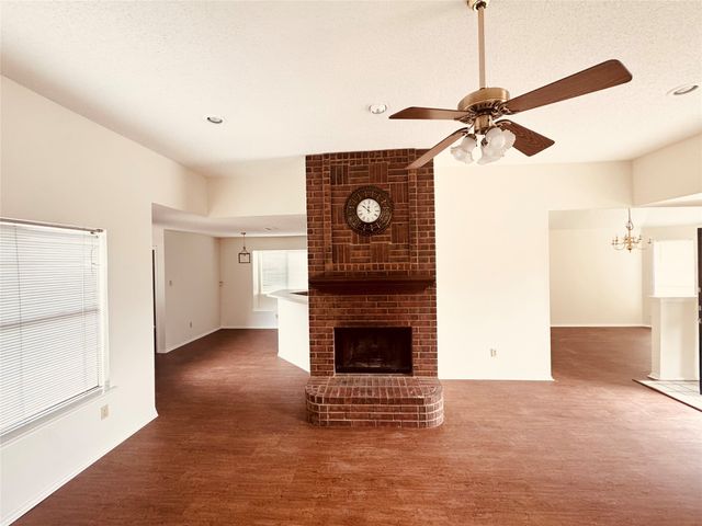 1217 Buckeye Drive, Mesquite, TX 75181