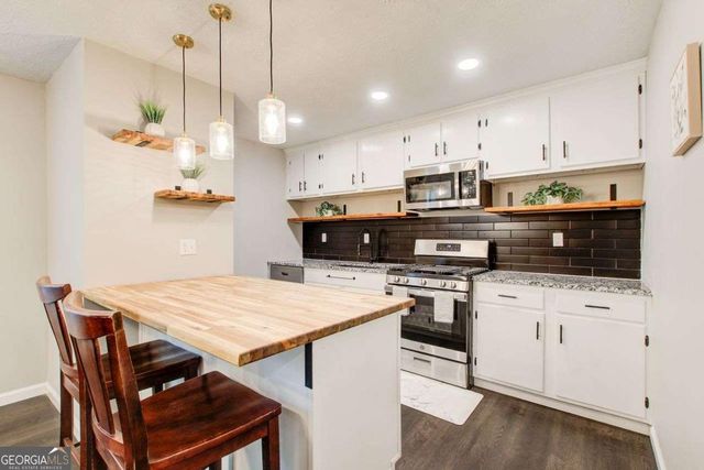 1306 Wynnes Ridge Circle SE, Marietta, GA 30067
