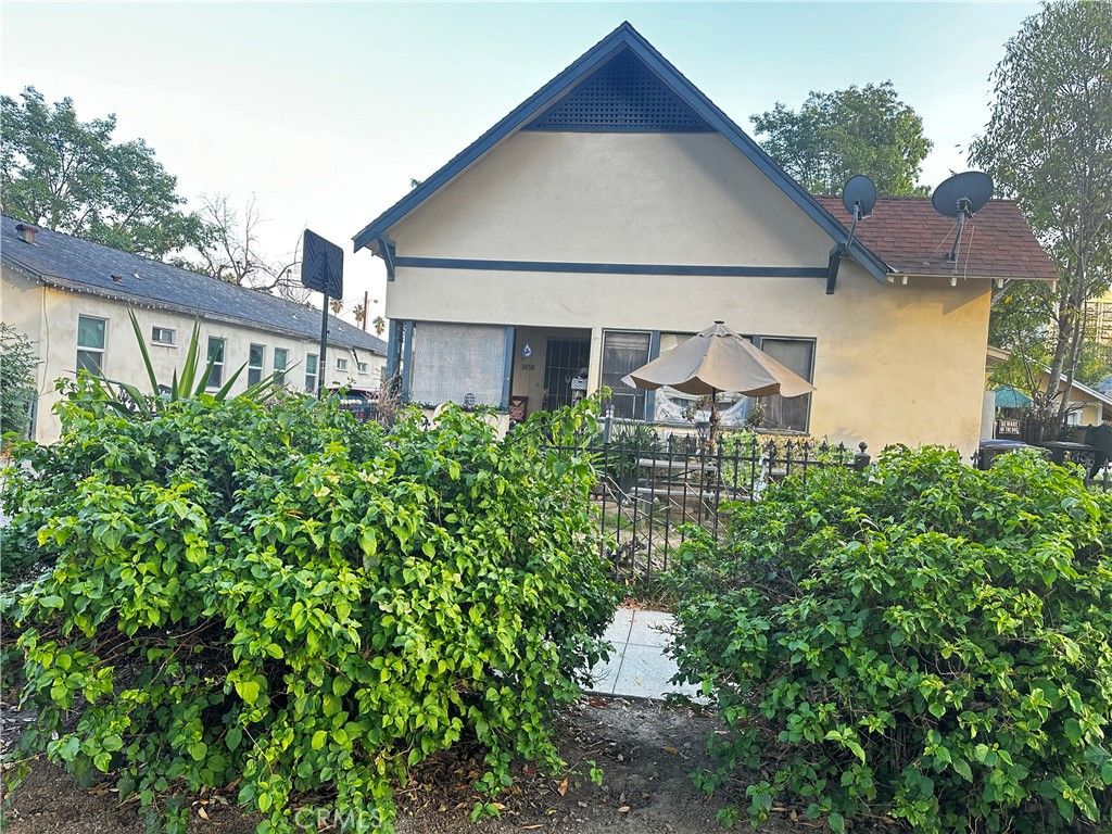3848 LOCUST, Riverside, CA 92501
