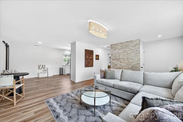 1511 Abbey Court, Belmont, NC 28012