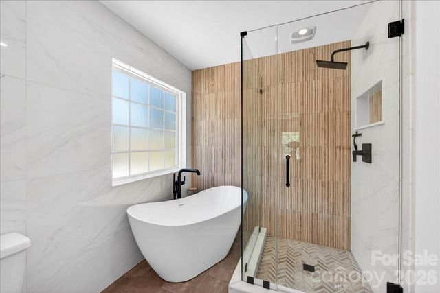 1511 Abbey Court, Belmont, NC 28012