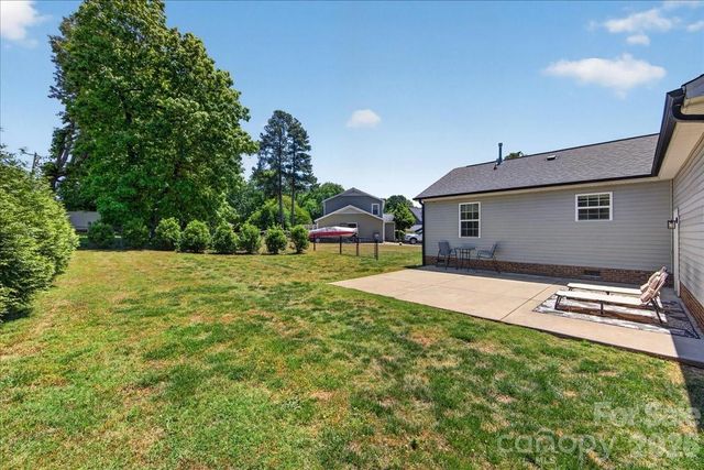 1511 Abbey Court, Belmont, NC 28012