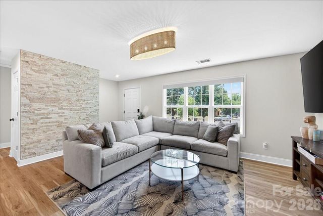 1511 Abbey Court, Belmont, NC 28012
