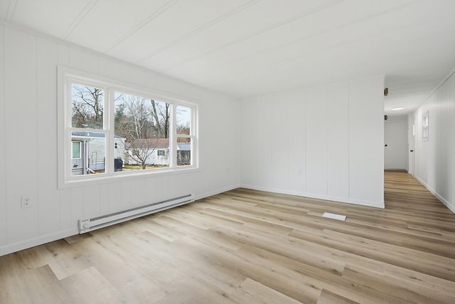 5 Cottonwood Lane, Merrimack, NH 03054