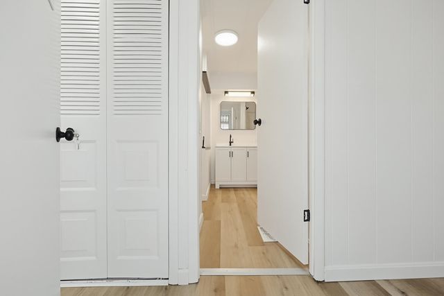 5 Cottonwood Lane, Merrimack, NH 03054