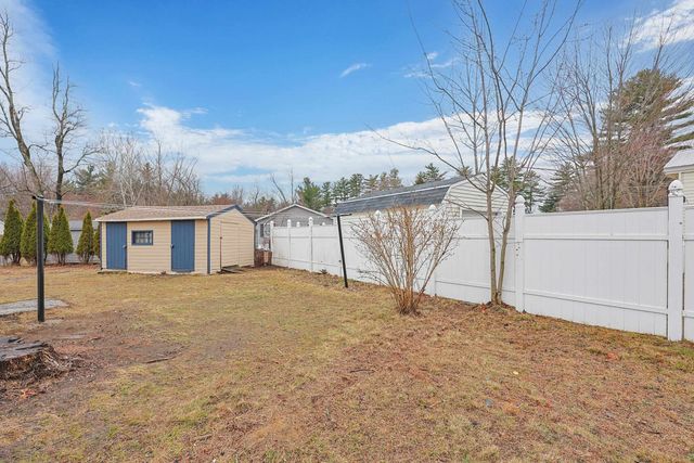 5 Cottonwood Lane, Merrimack, NH 03054