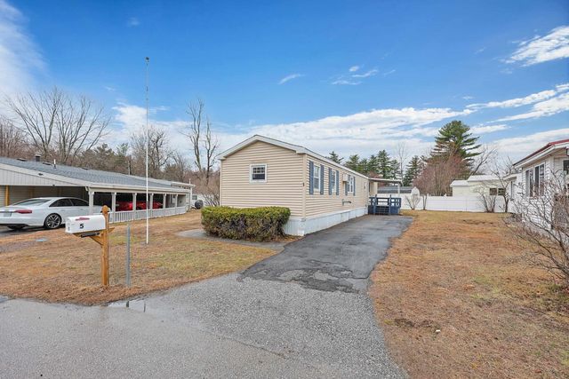 5 Cottonwood Lane, Merrimack, NH 03054