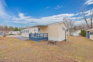 5 Cottonwood Lane, Merrimack, NH 03054