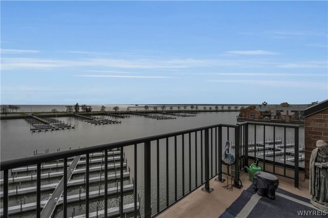 40 Waterfront Circle 401, Buffalo, NY 14202