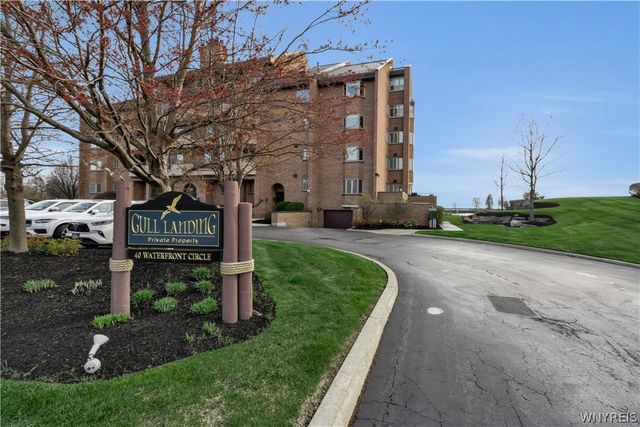40 Waterfront Circle 401, Buffalo, NY 14202