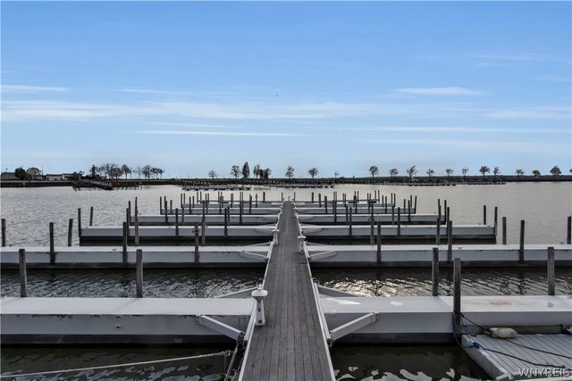 40 Waterfront Circle 401, Buffalo, NY 14202