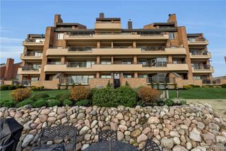 40 Waterfront Circle 401, Buffalo, NY 14202