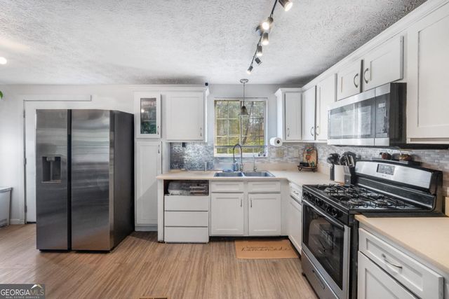 3274 Adelade Court, Lithonia, GA 30038