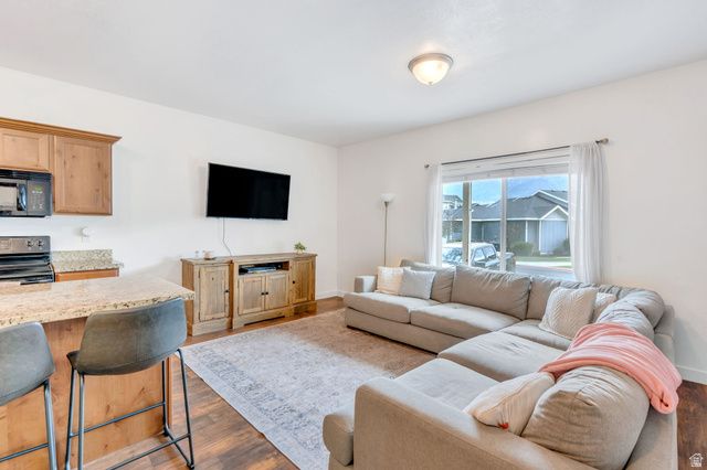280 N 680 E, Vineyard, UT 84059