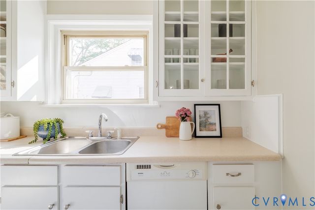 1926 Seddon Rd, Richmond, VA 23227