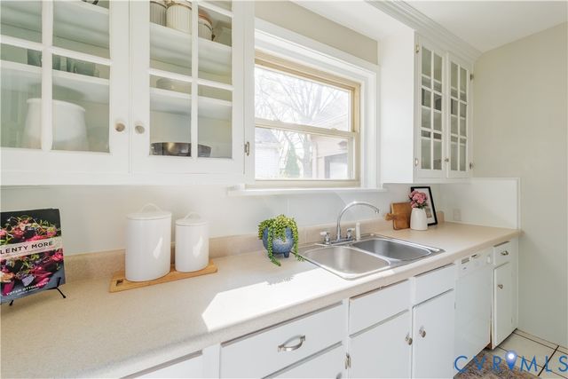 1926 Seddon Rd, Richmond, VA 23227