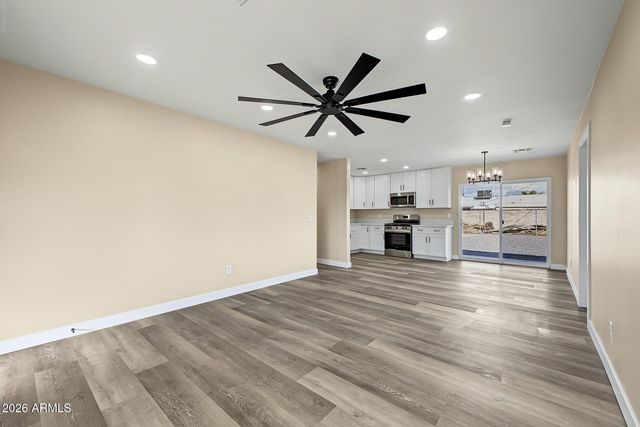 6601 S 21ST Street, Phoenix, AZ 85042