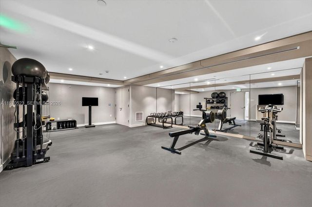 9201 E Bay Harbor Drive LPH01, Bay Harbor Islands, FL 33154