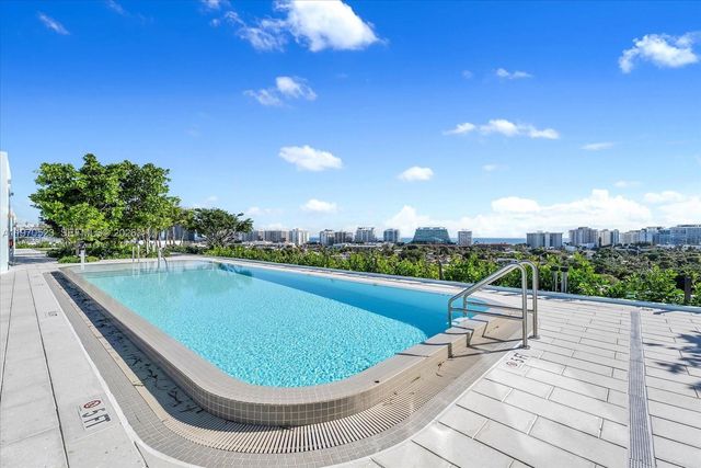 9201 E Bay Harbor Drive LPH01, Bay Harbor Islands, FL 33154