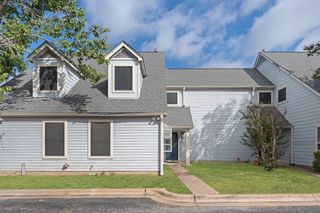 8330 Fathom CIR 102, Austin, TX 78750
