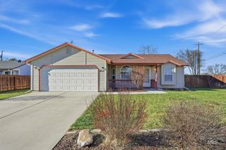807 S Bonneville, Nampa, ID 83686
